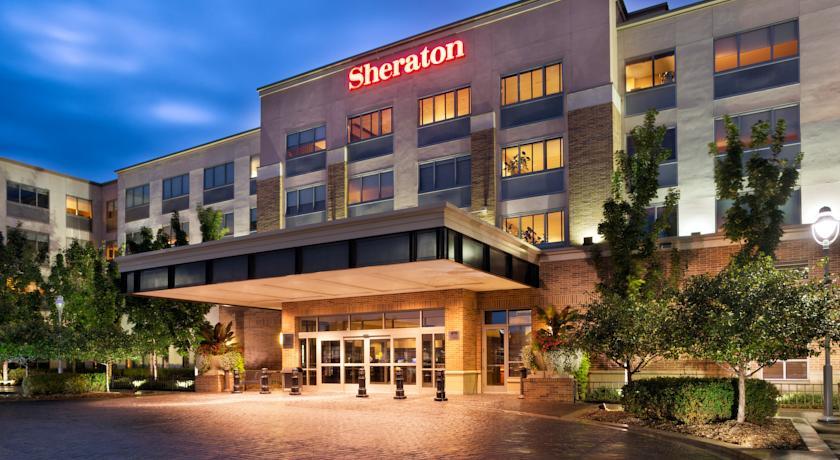 Отель Sheraton Hotel Minneapolis Midtown
