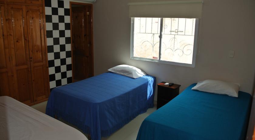 Гостевой дом Hostal Santa Cecilia