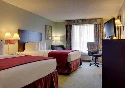 Отель Quality Inn Saint Robert - Ft. Leonard Wood