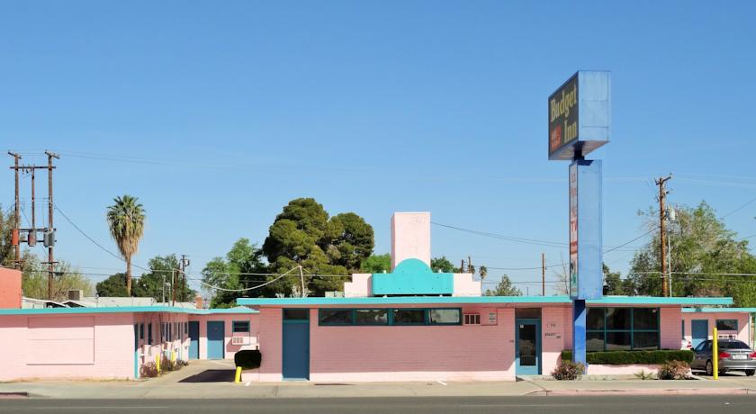 Отель Budget Inn