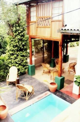 Plantation Retreat