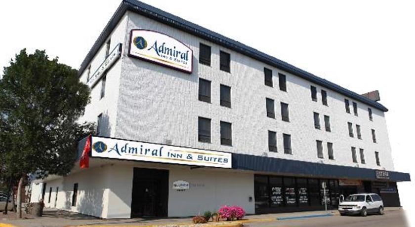 Отель Admiral Inn & Suites
