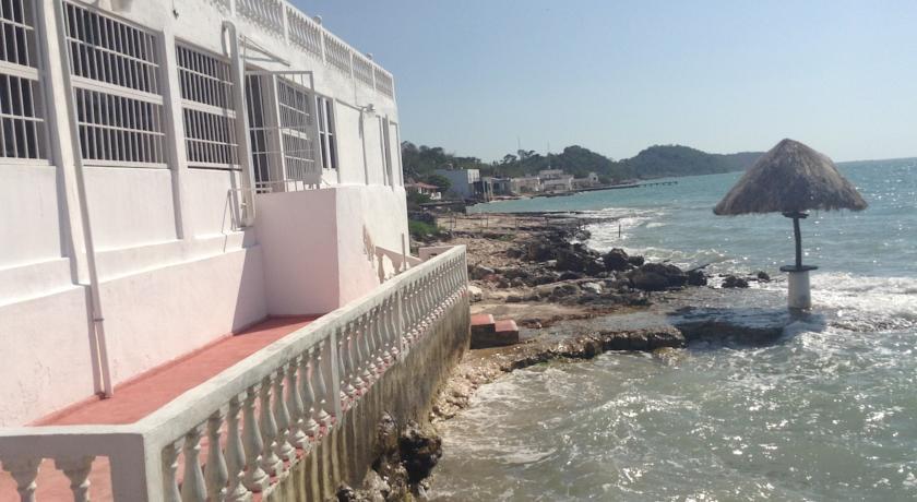 Апартаменты Sandoval Beach House