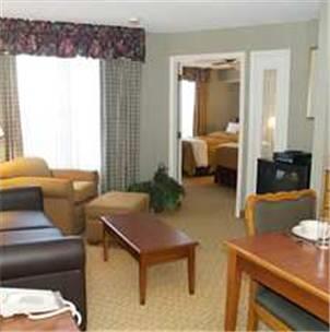 Отель Homewood Suites Cincinnati-North/Sharonville