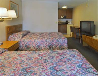 Отель Howard Johnson Express Inn - Wilmington