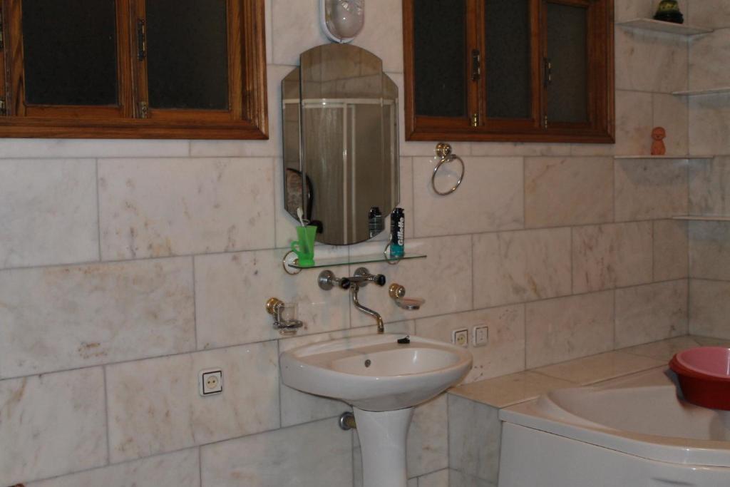 Гостевой дом Guest House Pirveli