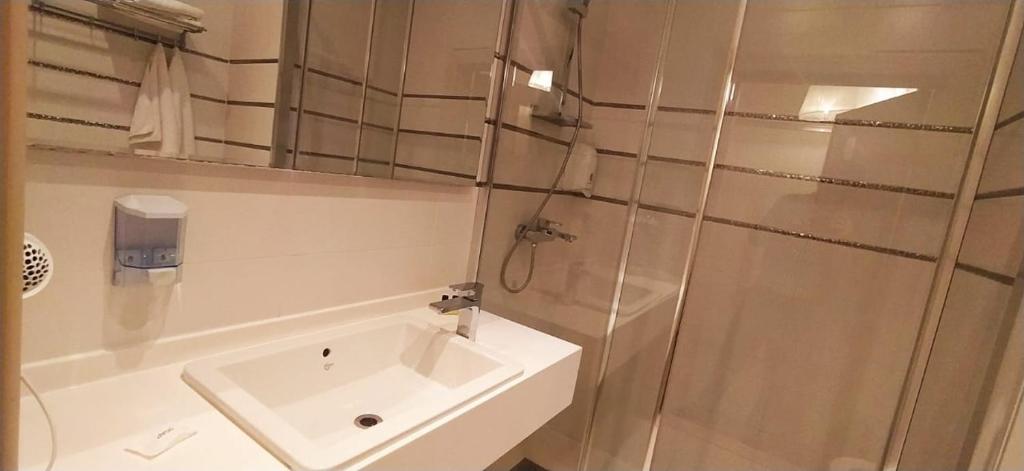 Гостиница Qafqaz Yeddi Gozel Hotel