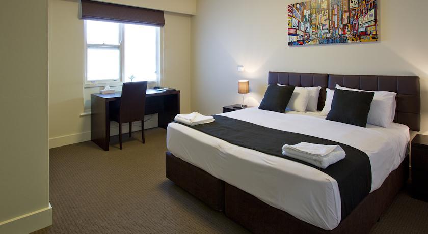Enfield Hotel