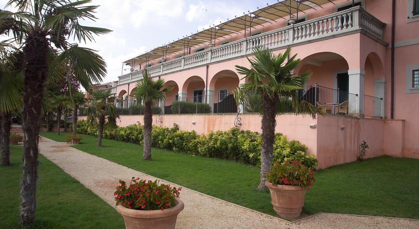 Отель Villa Zuccari