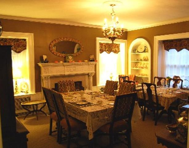 Мини-отель The Elizabeth House Bed and Breakfast