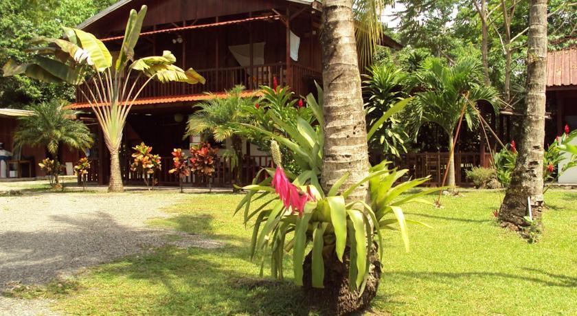 Отель Cabinas Nirvana - Lodge & Resort