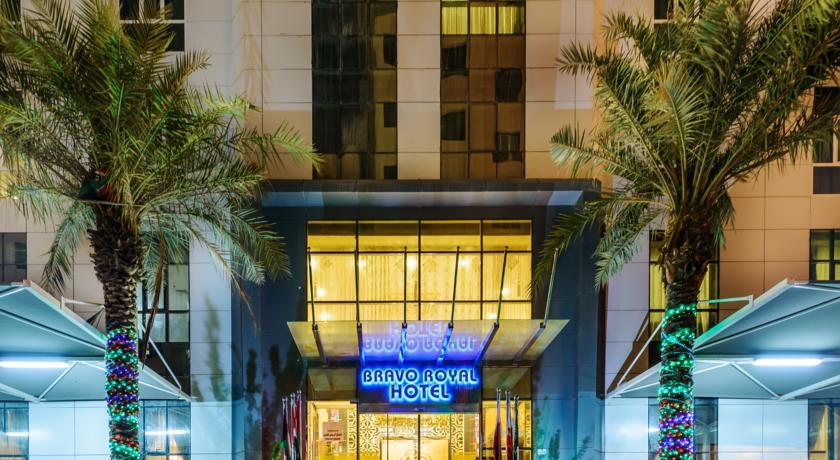 Отель Bravo Royal Hotel Suites