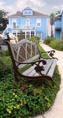 Мини-отель Captain's Inn at Moss Landing