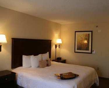 Отель Hampton Inn & Suites Oxford-Anniston