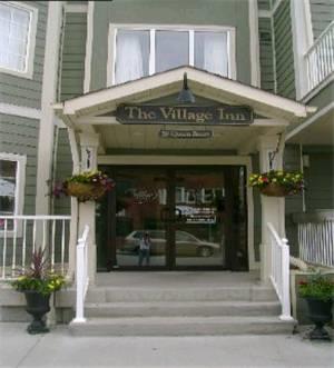 Отель The Village Inn of Lakefield
