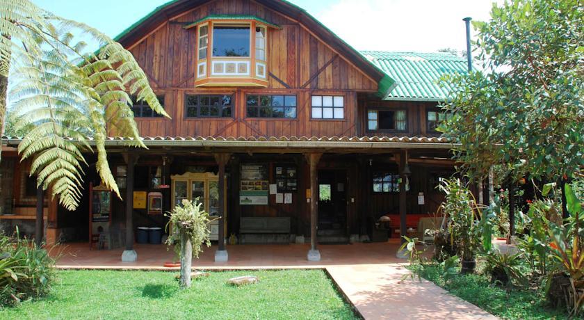 Отель Sachatamia Lodge