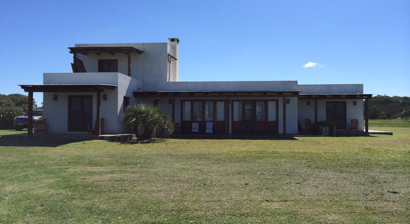 Отель Estancia Marítima El Escudero en Rocha