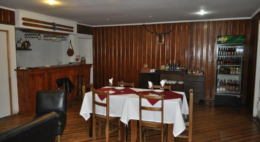 Отель Chalet de Montaña Monrepos