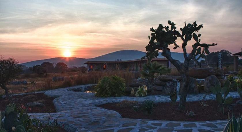 Отель Rancho las Cascadas All-Inclusive Boutique Resort