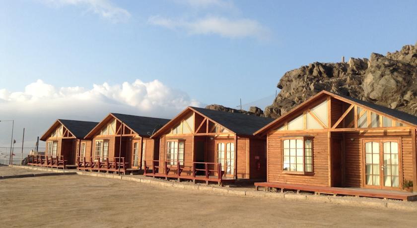 Отель Hotel y Cabañas Licanantay