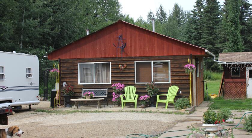 Отель Slave Lake Cabin Rental In Faust