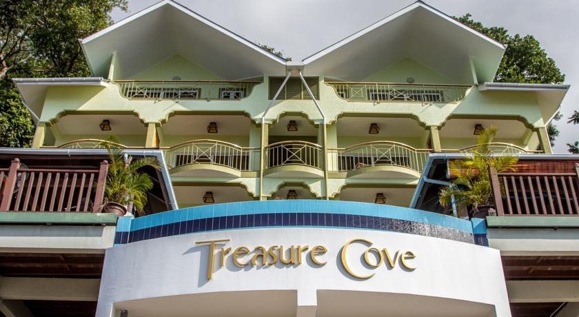 Отель Treasure Cove Hotel & Restaurant