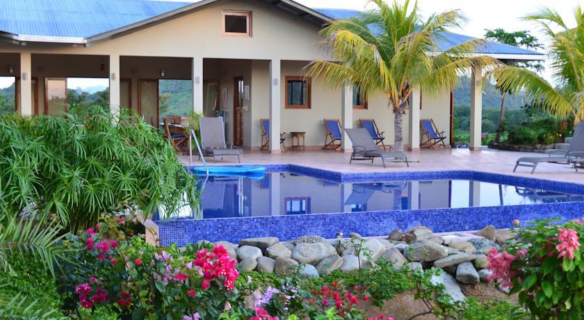Отель Soma Surf Resort