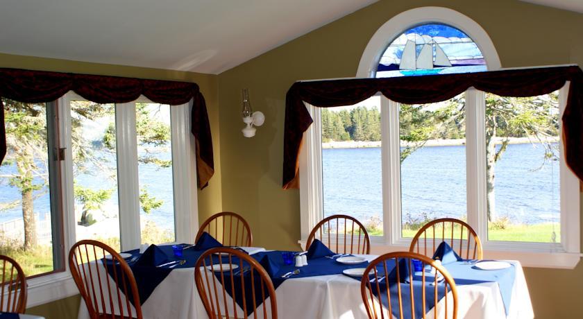 Отель Seawind Landing Country Inn
