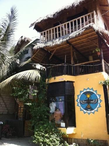Отель La Facha Hostal Restaurant Surf