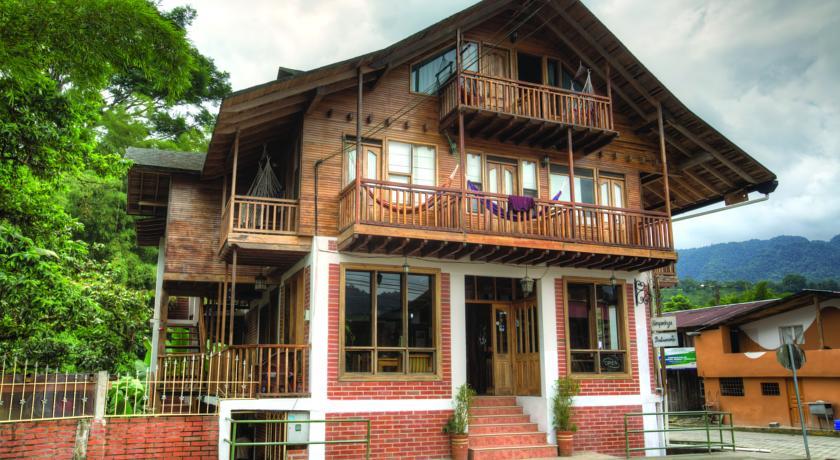 Мини-отель Dragonfly Inn B&B Mindo