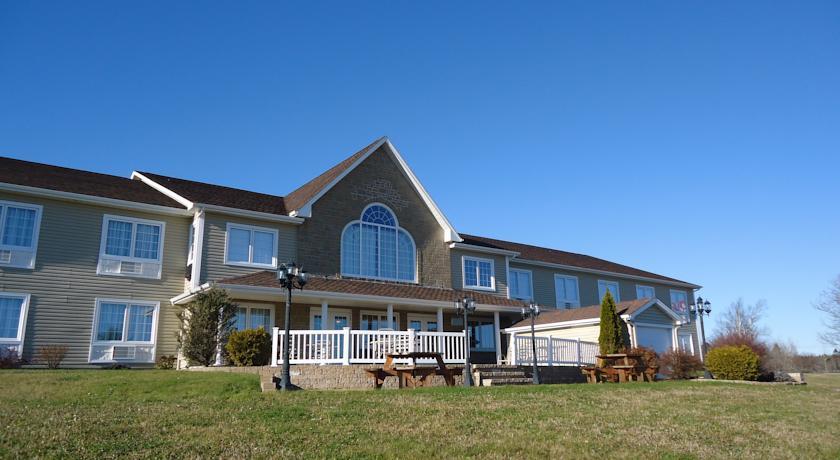 Отель Auberge Bouctouche Inn & Suites