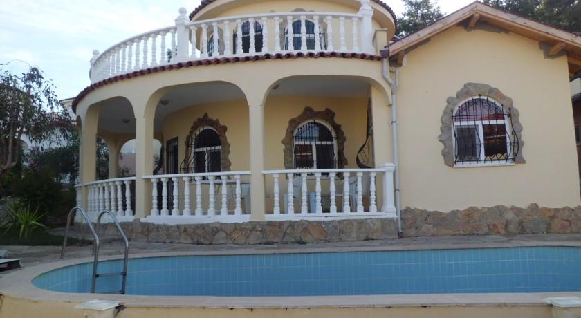 Вилла Villa Bateman