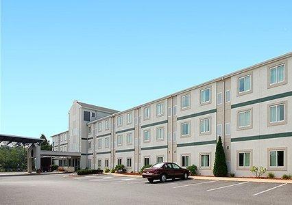 Отель Quality Inn State College