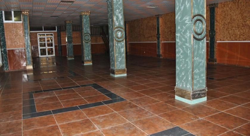 Отель Complexe Hôtelier Mbouoh Star Palace