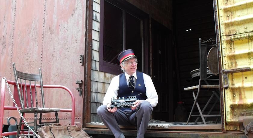 Отель Train Station Inn