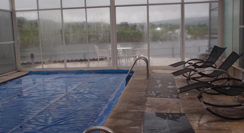 Отель Natural Suites Hotel & Spa