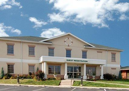 Отель Quality Inn & Suites Skyways