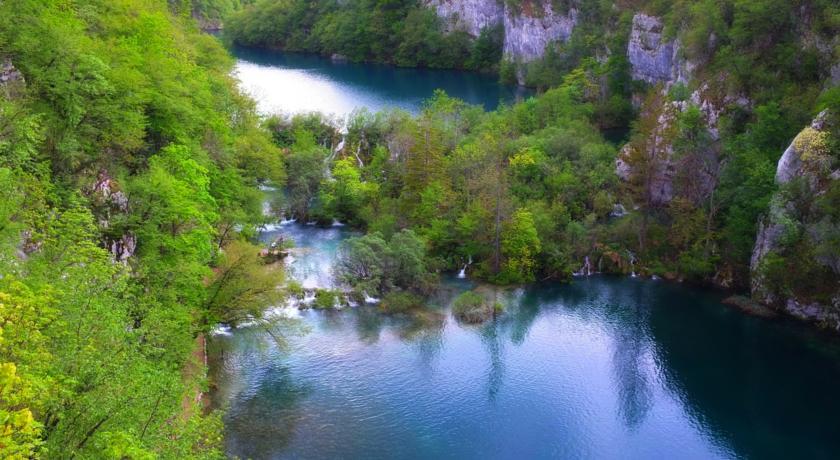 Отель Jiuzhaigou Mingya Hotel