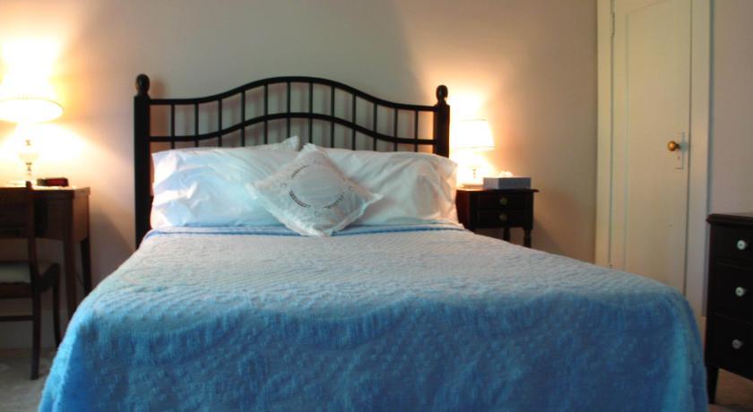 Мини-отель St George B&B
