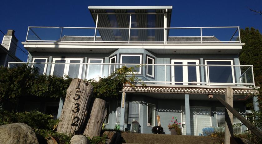 Апартаменты White Rock House