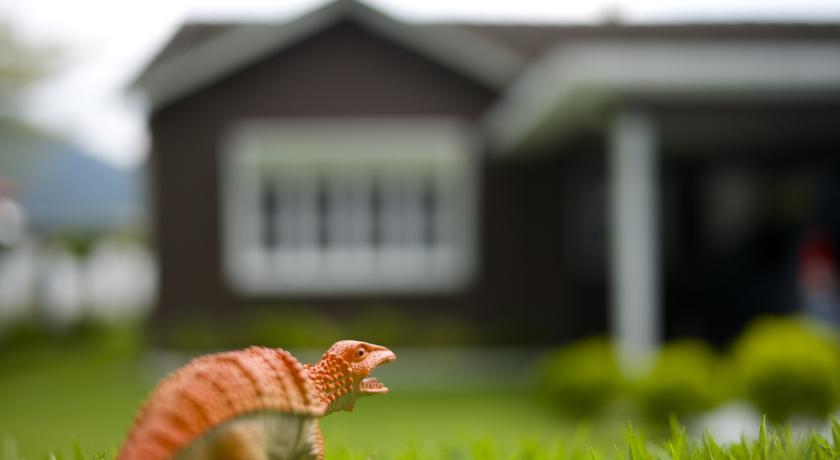 Апартаменты Little Brown House Vacation Home