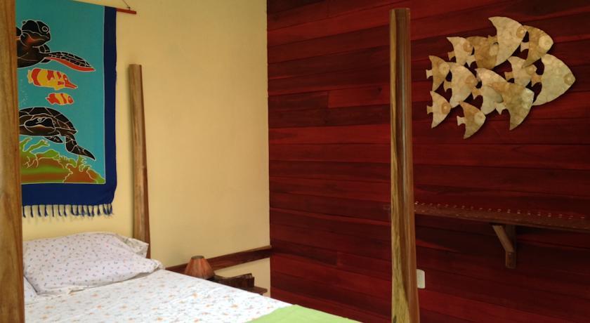 Апартаменты Gary & Kathy's Caribbean Beach House