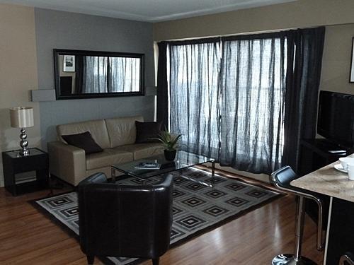 Insite Suites - The Frontenac