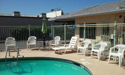 Отель Howard Johnson Express Inn - Redding