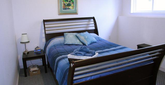 Отель Bearspaw Inn & Suites