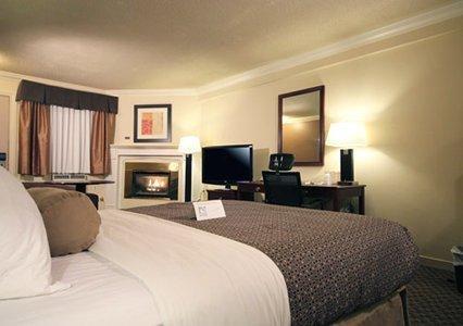 Отель Quality Inn & Suites High Level