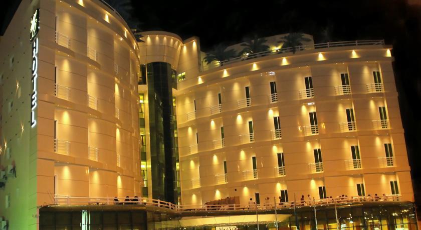 Отель Aronani Hotel