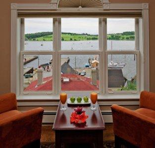 Отель Lunenburg Arms Hotel