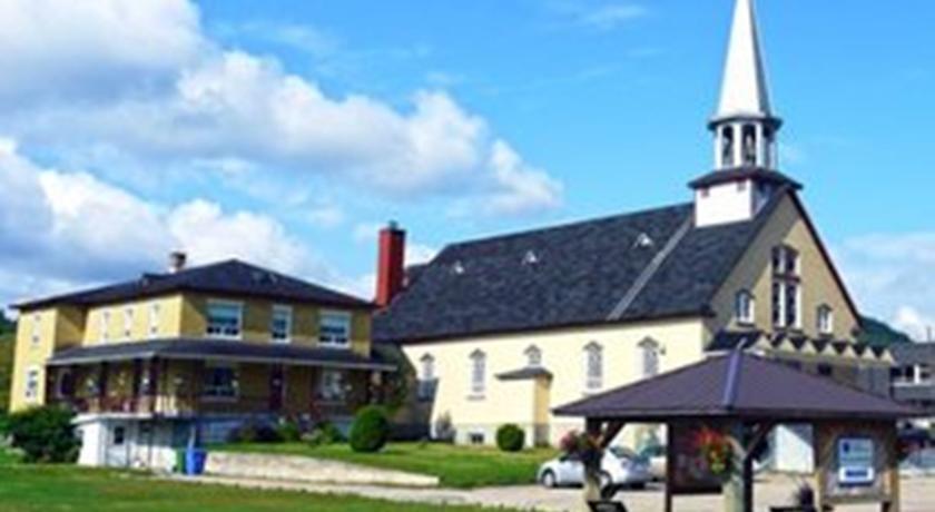 Отель Auberge du Presbytère de Rivière-Éternité