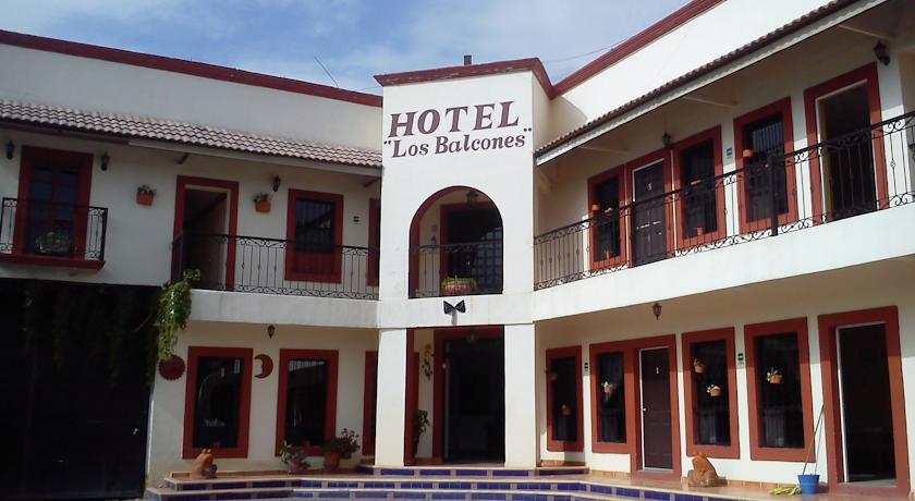 Отель Hotel Los Balcones